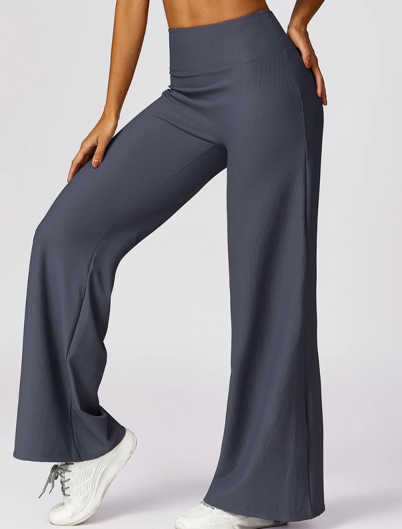 Emery Fit & Flared Pant